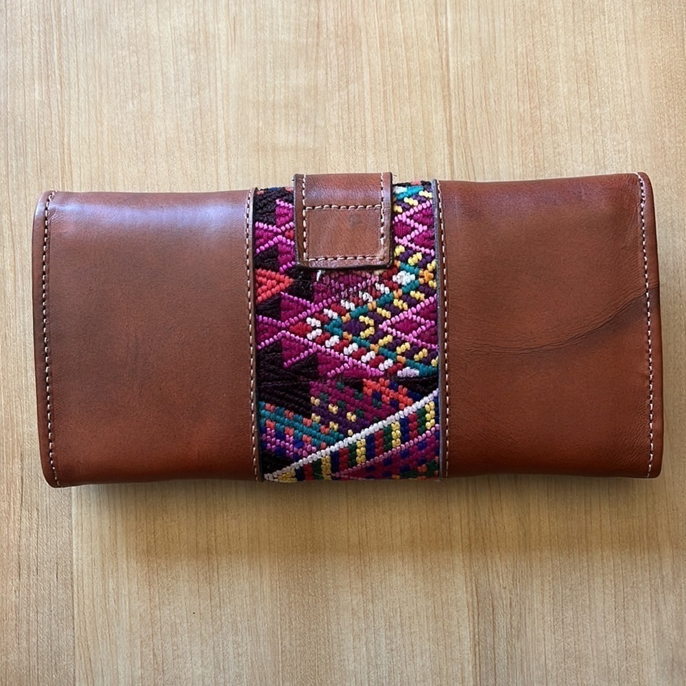 Happee Brown Embroidered Wallet Clutch - Picture 3 of 11
